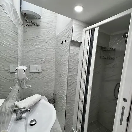 Piazza Carita Love Suite Naples Exterior photo